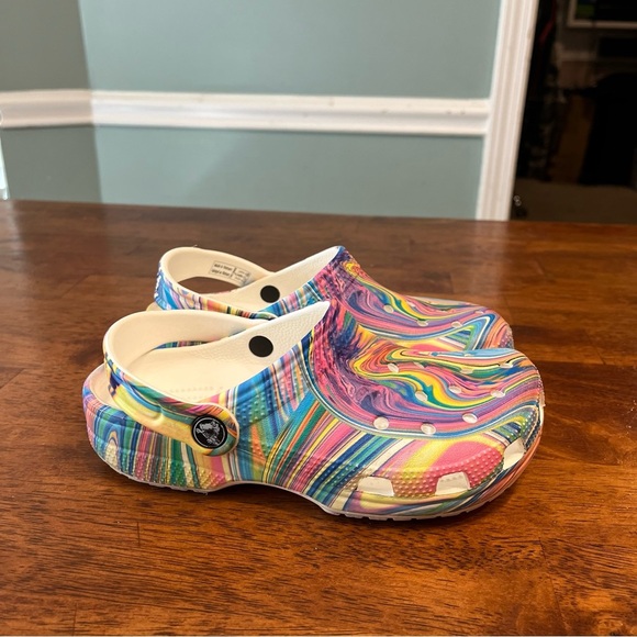 Crocs tie dye multicolor pink blue purple yellow clog sandal shoe size J2 - Picture 2 of 10